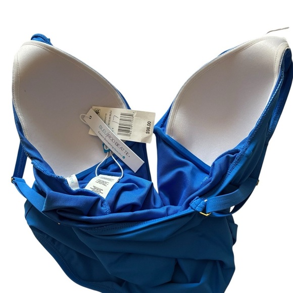Bleu Rod Beattie Swimsuit Modest Flattering Fit
Blue Size 4 - Picture 6 of 9